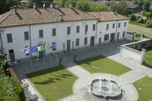 la sede municipale di Villa Litta Modignani